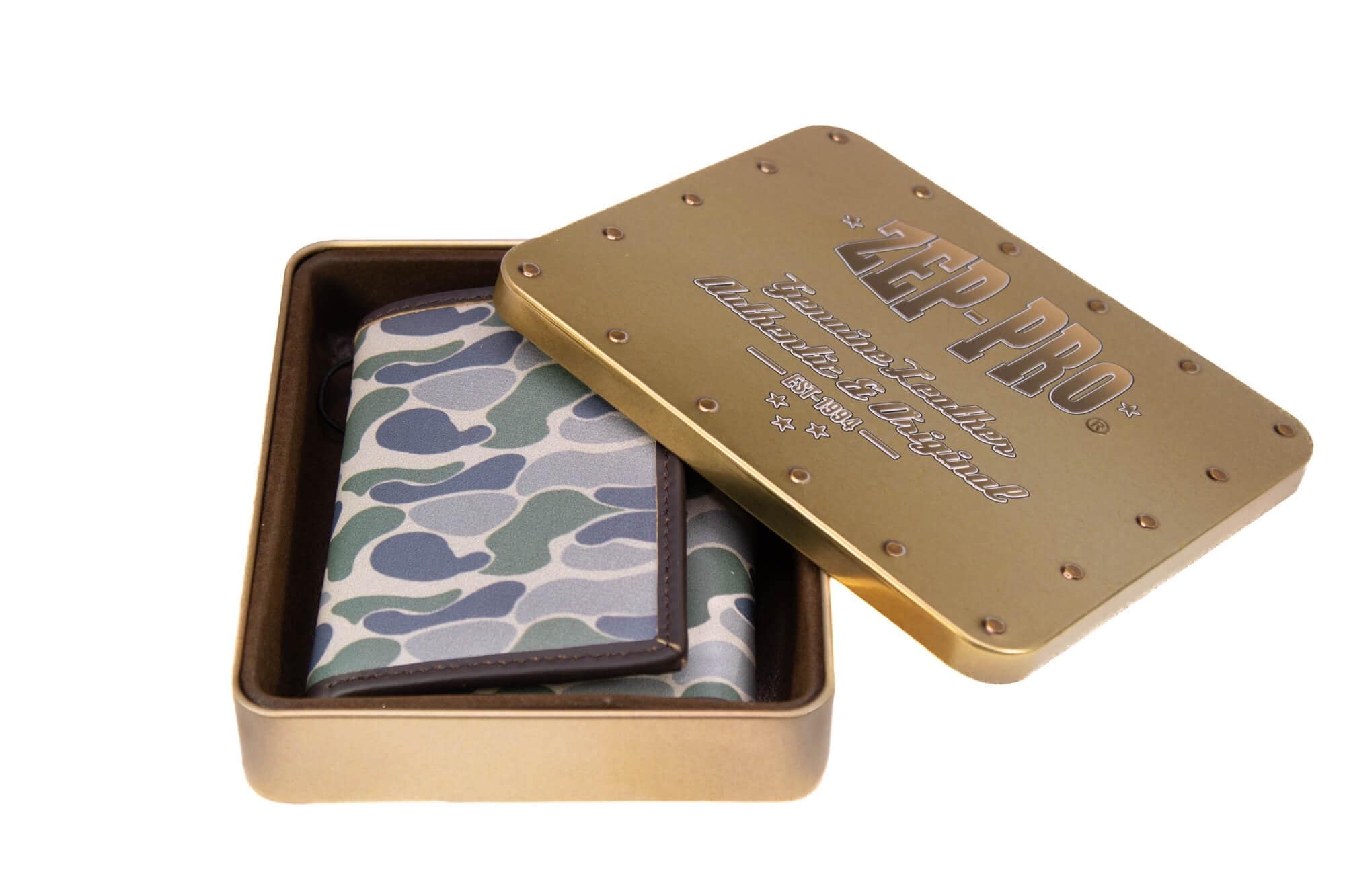 Mallard Men's Trifold Old School Camo Leather Wallet