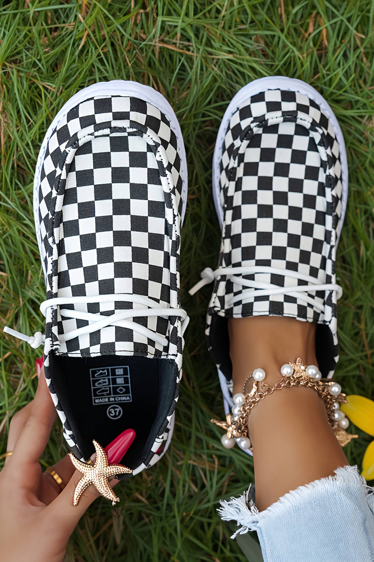 Checkered Lightweight Shoes