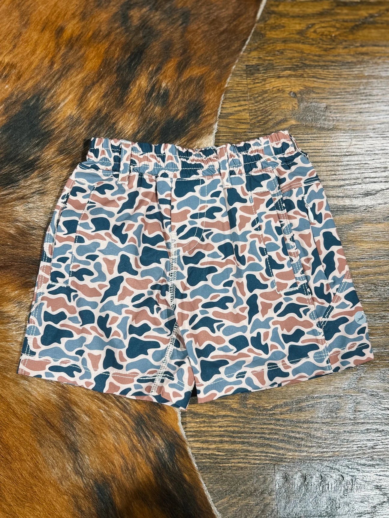 6” Freeball Shorts